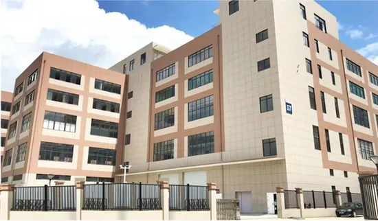 O fabricante original de pó descolorante de cabelo oferece pó descolorante de cabelo livre de poeira testado pela GMPC a preço de fábrica